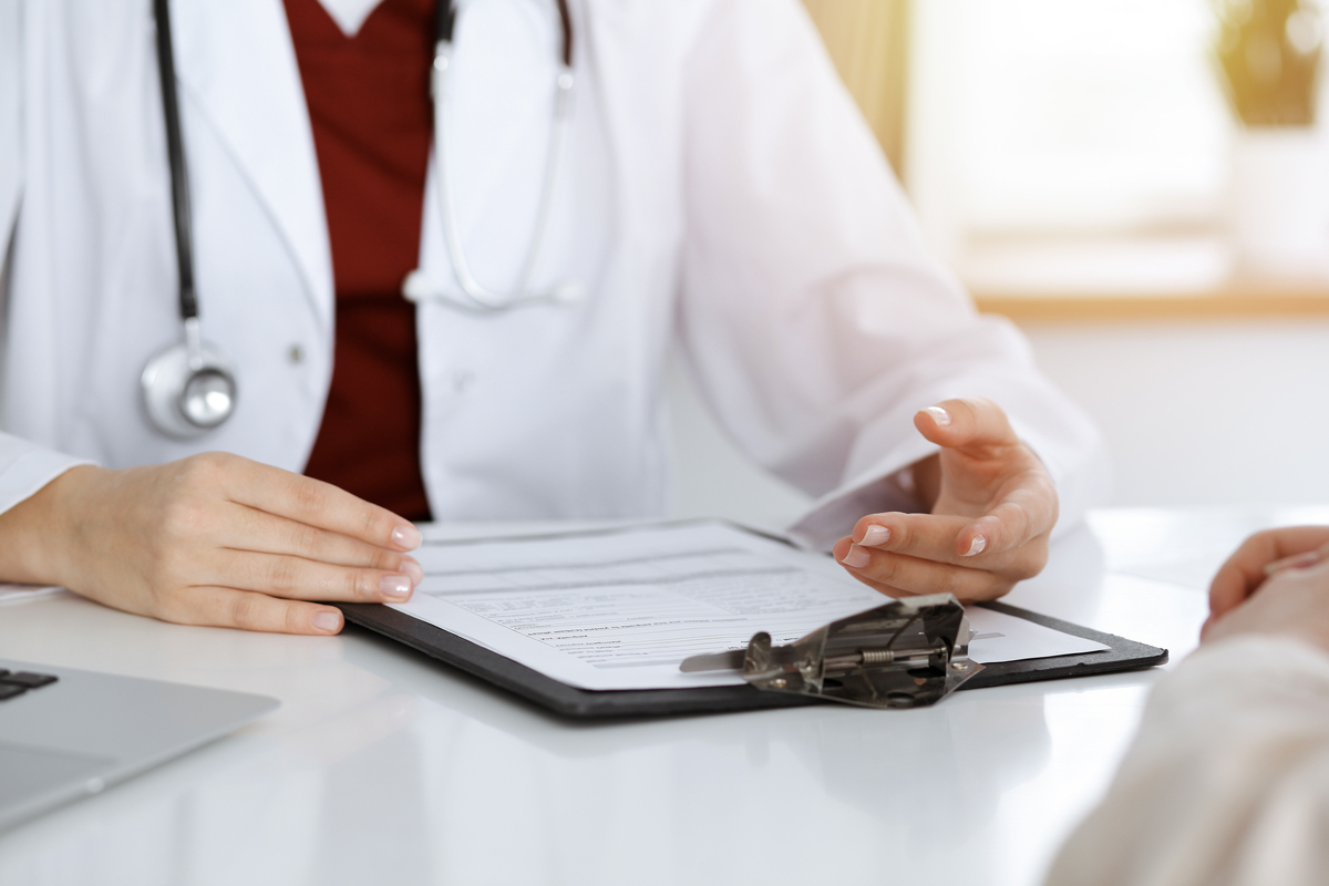 Где быстро получить справку о прохождении медкомиссии на права